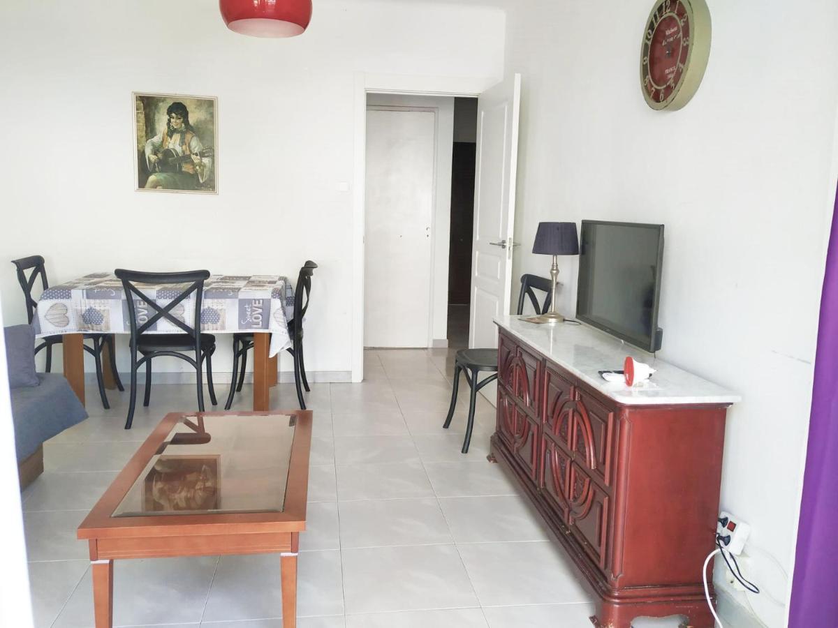 Апартаменты Apartsalou Pepa Экстерьер фото